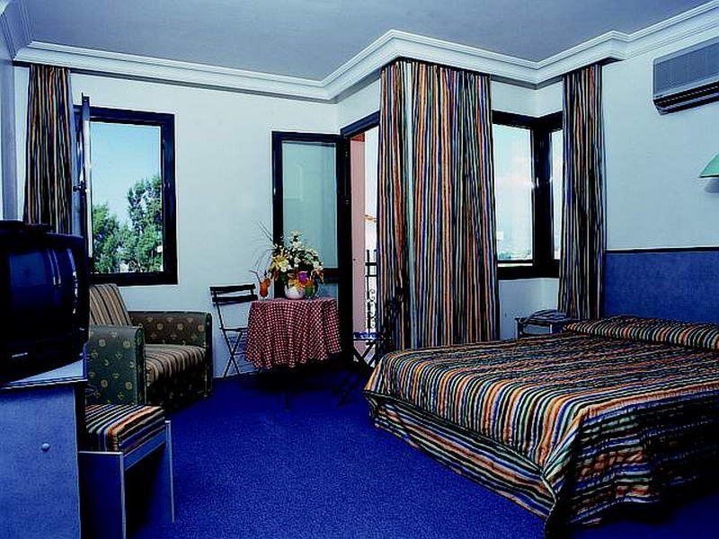 Golden Moon Hotel Fethiye Exteriör bild