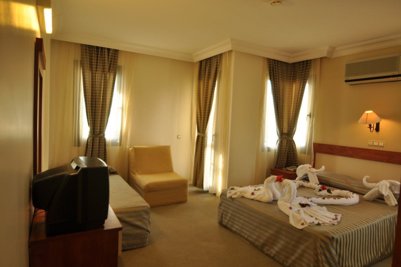 Golden Moon Hotel Fethiye Exteriör bild